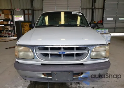1996 Ford Explorer из США, поврежденный, VIN 1FMDU34X9TZA01402